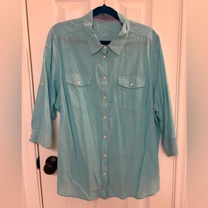 St. John’s Bay Light Blue Button-Up Shirt Size 2x